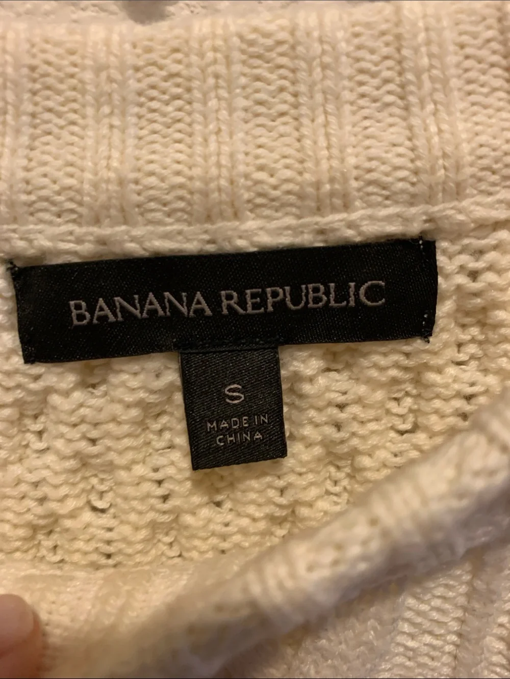 Banana Republic soft cable